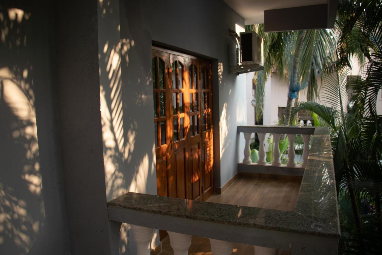 The Sovereign Villa Candolim Exteriör bild