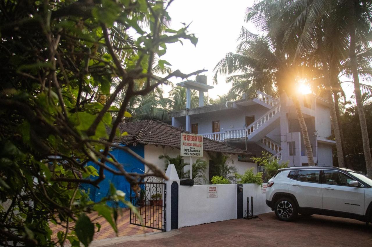 The Sovereign Villa Candolim Exteriör bild